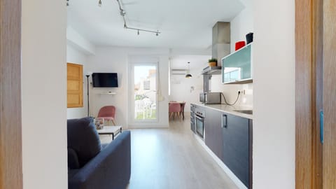 Kitchen or kitchenette, Seating area