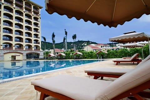 Pool view, Swimming pool