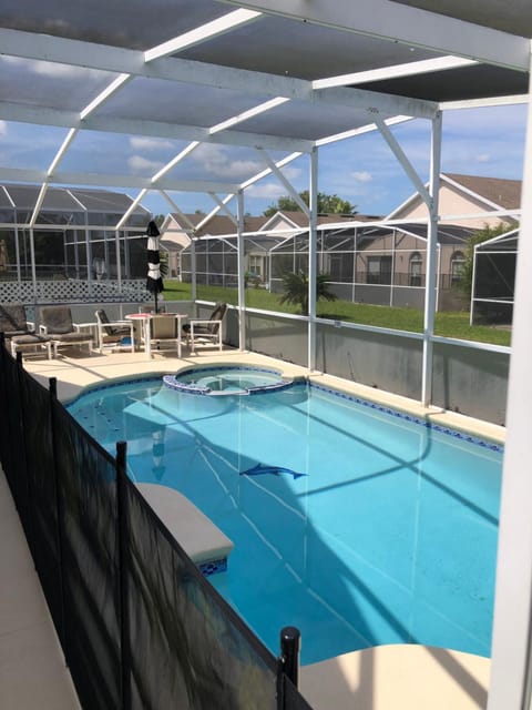 Pool Home 15 Minutes From Disney House in Four Corners