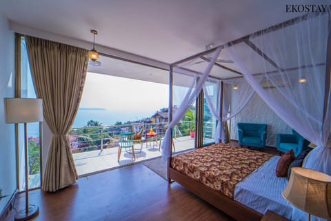 Bed, Natural landscape, View (from property/room), Balcony/Terrace, Photo of the whole room, Bedroom, Mountain view, Sea view