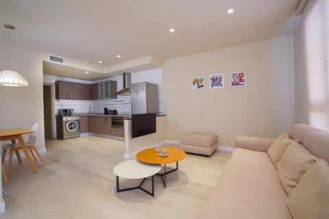 Kitchen or kitchenette, Living room