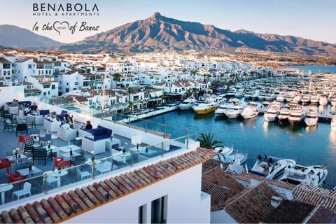 Off site, Day, On site, City view, Landmark view, Mountain view, Sea view, Entertainment