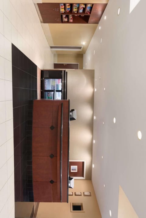 Hawthorn Suites by Wyndham College Station Hotel in College Station