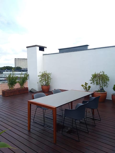 Garden, Balcony/Terrace