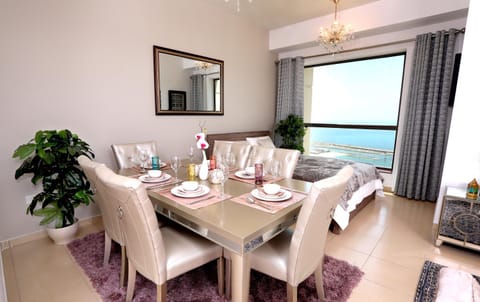 Luxury Casa - Grand Sea View Apartment JBR Beach 2BR Apartment in Dubai
