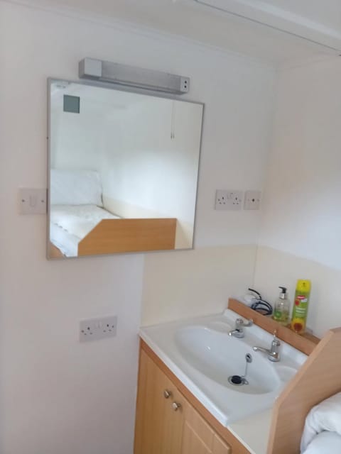 The Boat and Breakfast Bed and Breakfast in Inverness