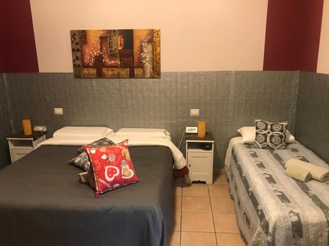 Vegan Inn Airport - Adults Only - LATE CHECK IN Bed and Breakfast in Fiumicino
