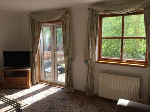 Two-Bedroom Apartment - Golf View Free Parking Apartamento in Inverness