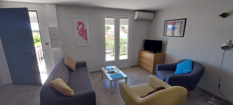 Phare View Apartment in Agde