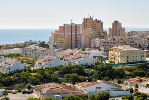 Neighbourhood, Natural landscape