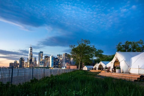 Collective Governors Island Camp ground / 
RV Resort in Jersey City