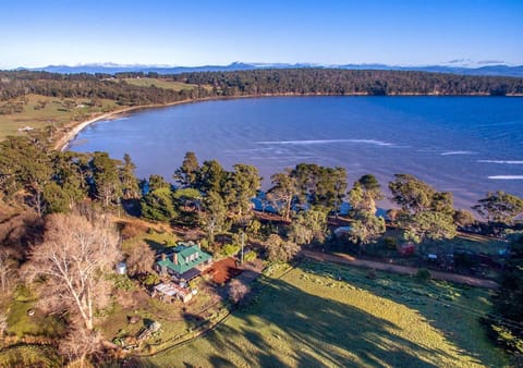 Nearby landmark, Spring, Day, Natural landscape, Bird's eye view, Beach, Mountain view, Sea view