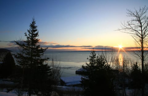 Auberge des Eaux Vives Inn in La Malbaie