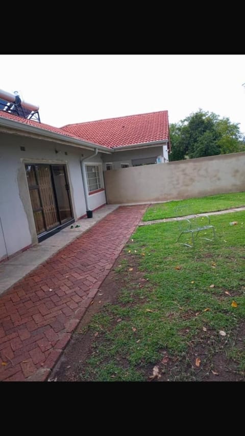 Amazing Guest House Casa in Harare