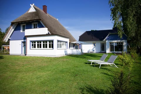 Property building, Garden, Garden