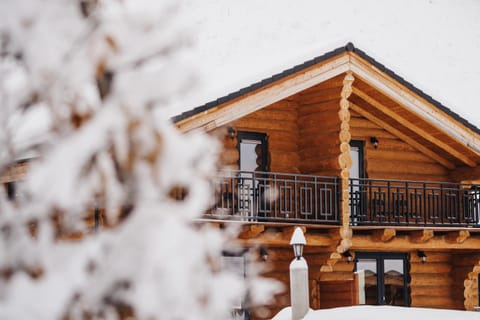 Clofers Leisure Lodges Jenig Chalet in Friuli-Venezia Giulia