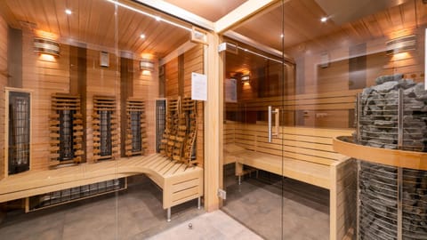 Sauna, Sauna, Spa and wellness centre/facilities