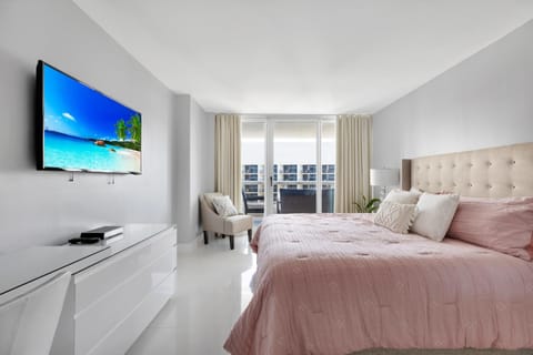 Bayview Bliss Biscayne Condo in Miami