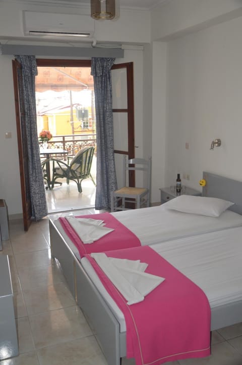 Friendly Studios Apartment in Samos Prefecture