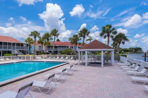 Hidden Beachfront Gem "la Playa Azul" Maison in Gulfport