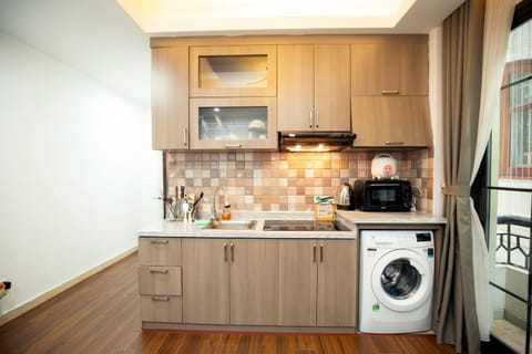 Coffee/tea facilities, Kitchen or kitchenette, minibar, oven, pet friendly, toaster, washing machine, dryer