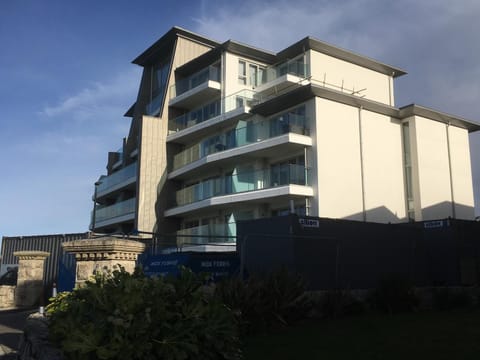 Ocean View Beach Rd Apartment in Newquay