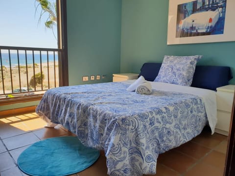 Bed, Photo of the whole room, Bedroom, Sea view