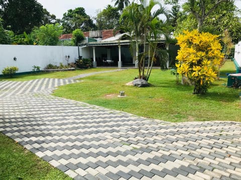 Garden, Garden view, Parking