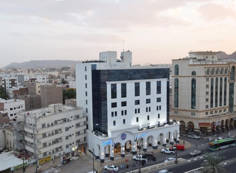 Zaha Al Munawara Hotel Hotel in Medina