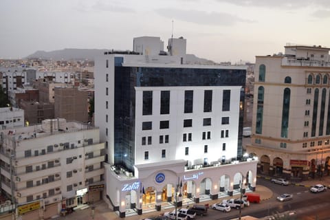Zaha Al Munawara Hotel Hôtel in Medina