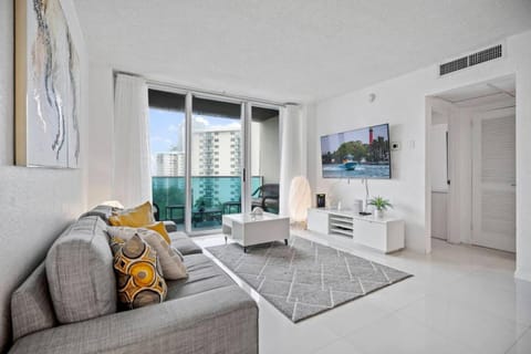 Great Apartment with beach access Condominio in Hollywood Beach