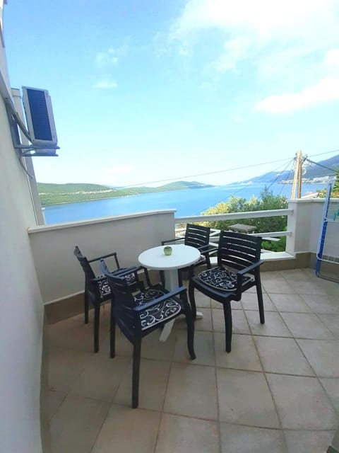 Apartmani ROKO Appartamento in Neum