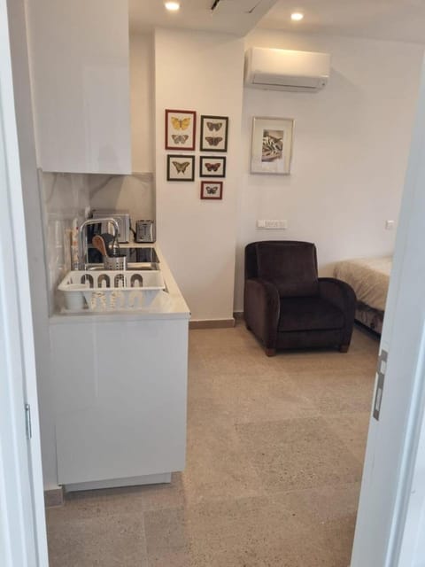 Central House Apartment in Limassol City