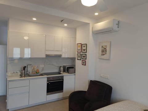 Central House Apartment in Limassol City