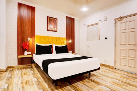 Townhouse Jageer Palace Near Mayapuri Chowk Hotel in New Delhi