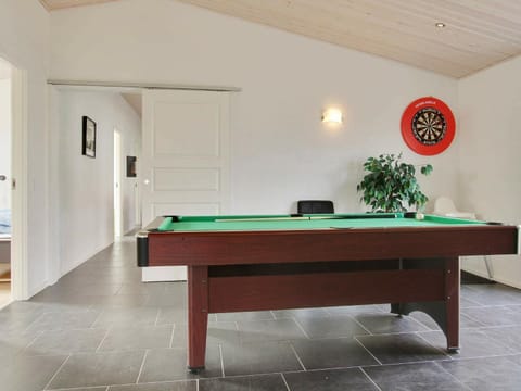 10 person holiday home in Bl vand Casa in Blåvand