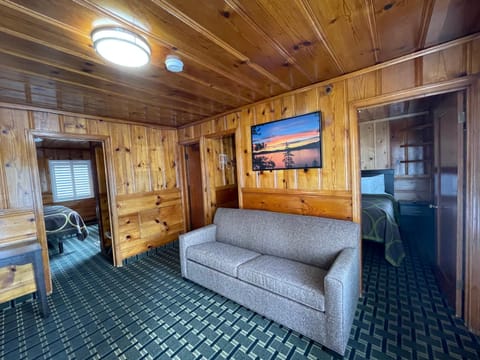 Pinewood Inn Motel in South Lake Tahoe