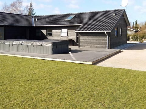 14 person holiday home in V ggerl se Haus in Væggerløse