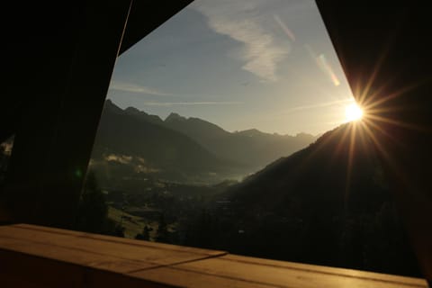 Arpuria l hidden luxury mountain home - ADULTS FRIENDLY Hôtel in Saint Anton am Arlberg