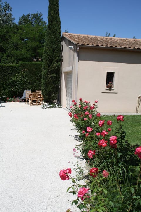 Facade/entrance, Garden view