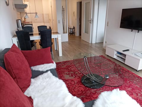 Staff, Living room