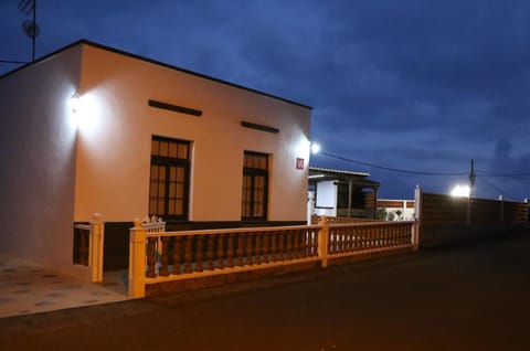 Facade/entrance, Night