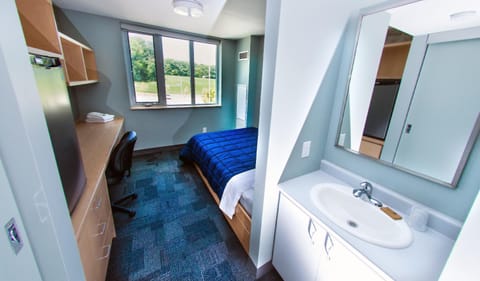 Lakehead University Residence and Conference Centre Hostal in Orillia