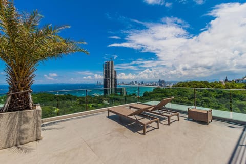 The Point Pratumnak By PSR Condo in Pattaya City