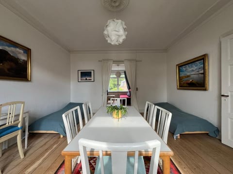 Spacious Private Apartment for Family Holiday Apartment in Stege