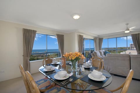 Living room, Dining area, Sea view