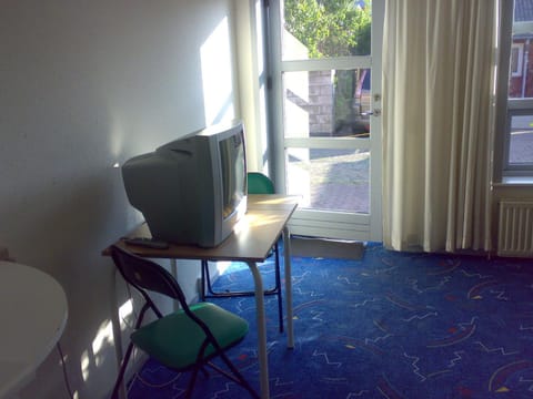 Day, TV and multimedia