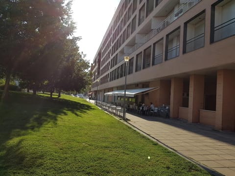 Neighbourhood, Children play ground