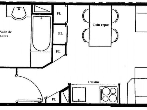 Studio cabine PMR avec balcon, au pied des pistes et proche commerces - La Plagne Soleil - FR-1-455-124 Apartment in Mâcot-la-Plagne