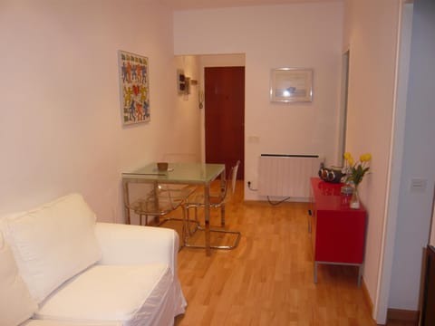 Apartament Conde Güell Apartment in L'Hospitalet de Llobregat